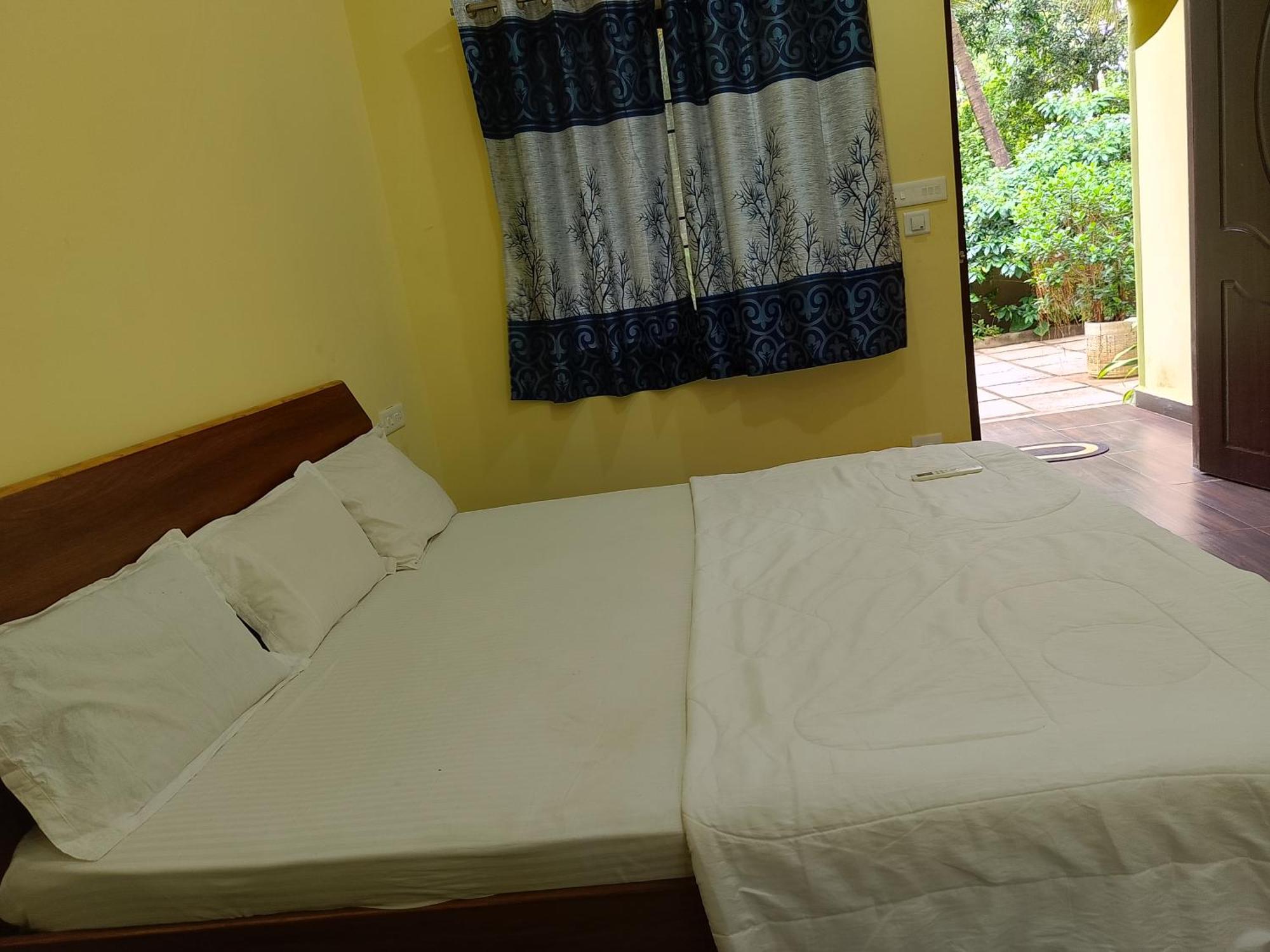 One Love Guest House Morjim Eksteriør billede